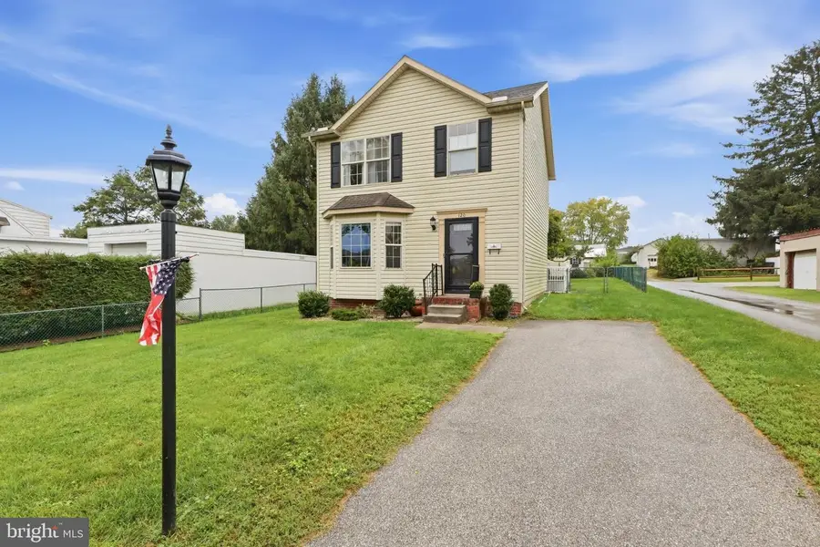 120 Peter St, Hanover, PA 17331 - #2