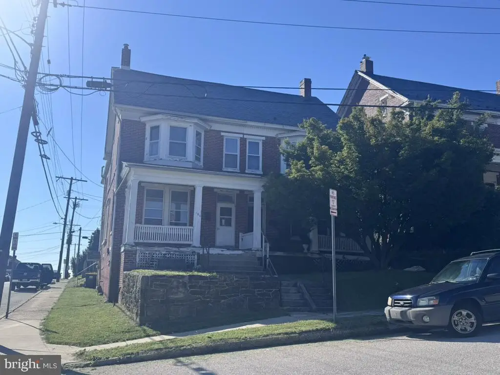 100 Henrietta St, Red Lion, PA 17356 - #1