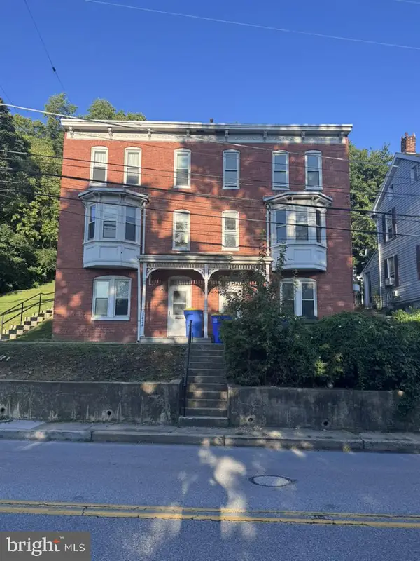 3424-3426 N George St, EMIGSVILLE, PA 17318