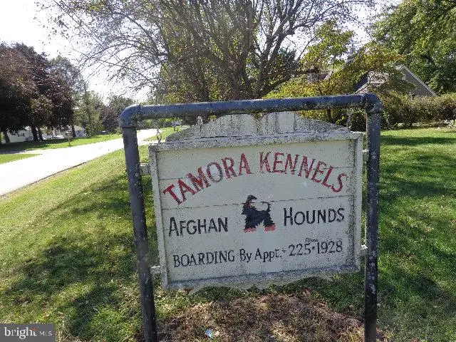 784 Menges Mills Rd, Spring Grove, PA 17362 - #2