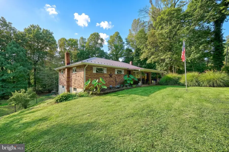 5400 Lewisberry Rd, Dover, PA 17315 - #3