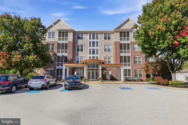 1010 Crest Way #202, YORK, PA 17403