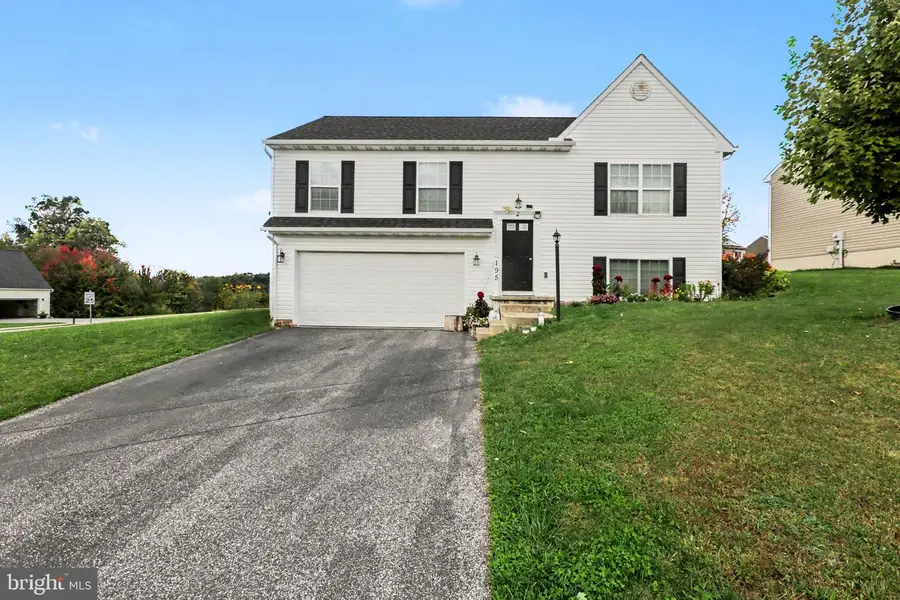 195 Bryn Way, Mount Wolf, PA 17347 - #2