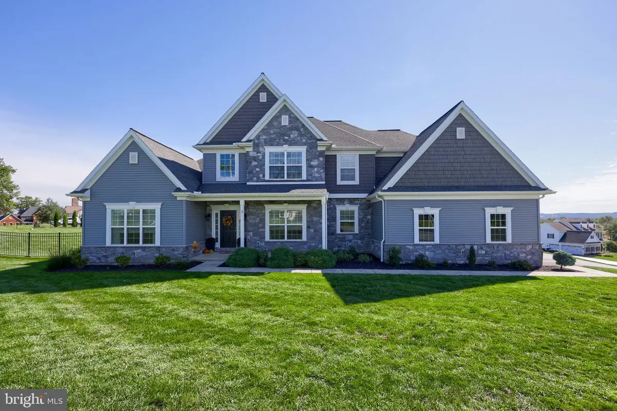 3 Camelot Ln, Wrightsville, PA 17368 - #1