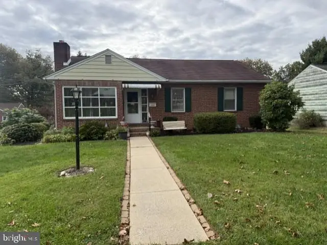 260 S Russell St, York, PA 17402 - #1