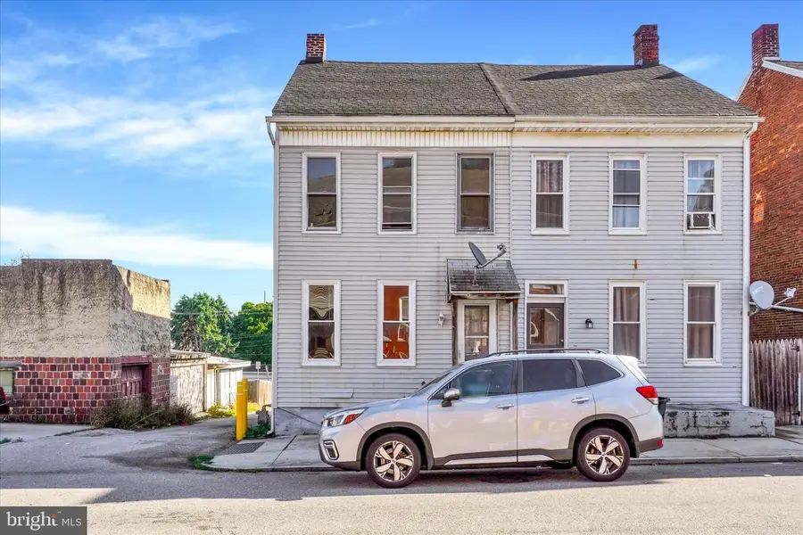 459 Juniper St, York, PA 17401 - #2