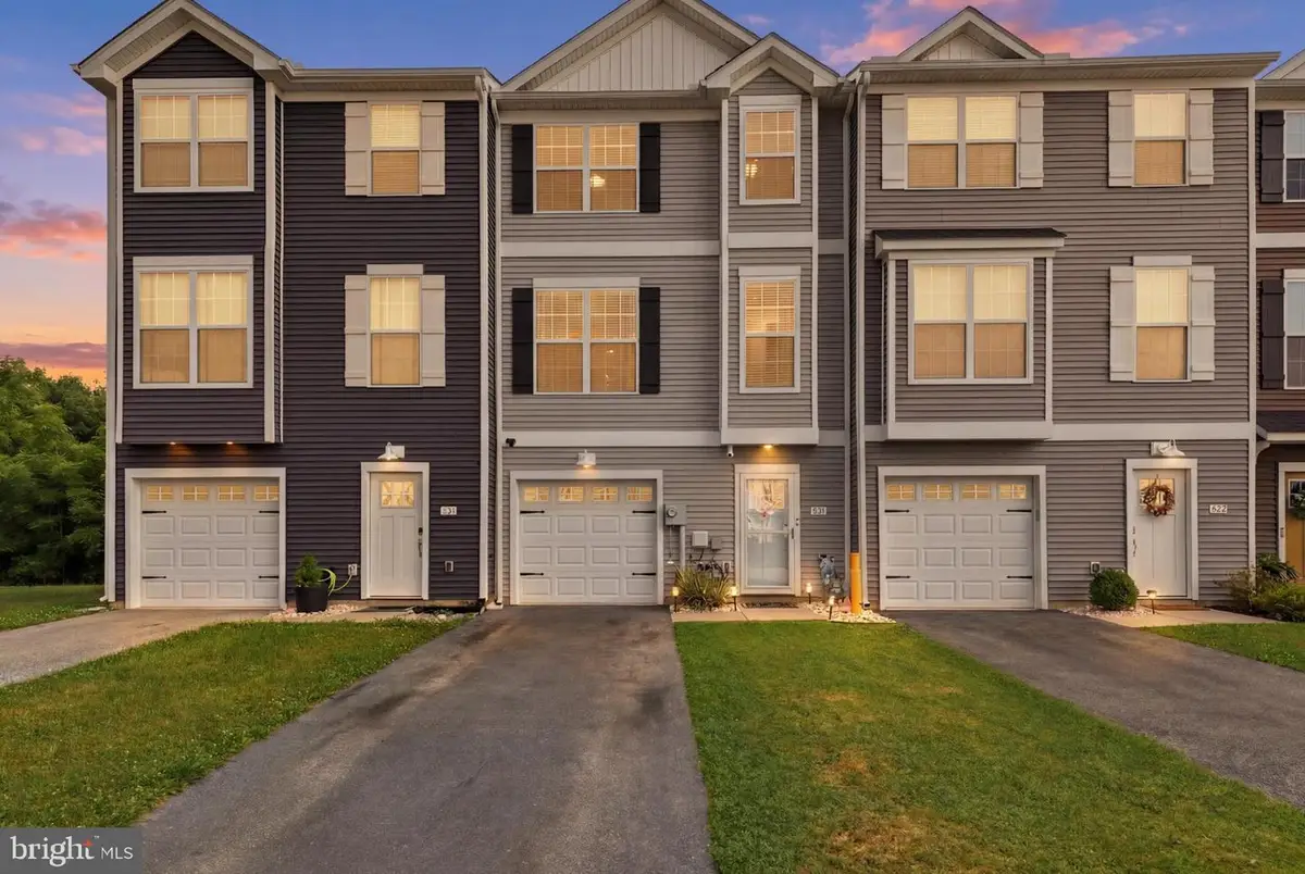 521 Charles Ave, Hanover, PA 17331 - #1