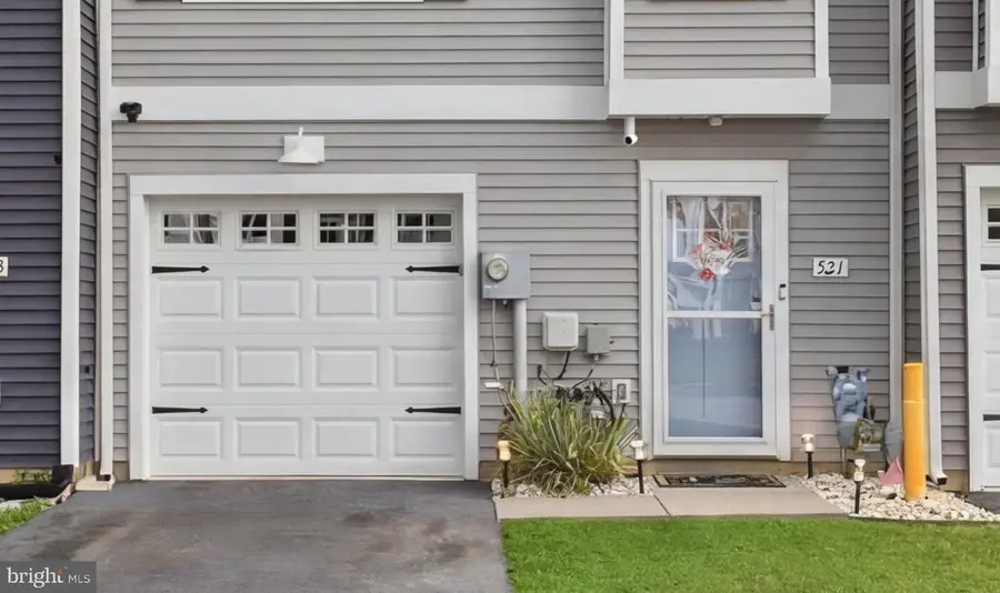 521 Charles Ave, Hanover, PA 17331 - #3