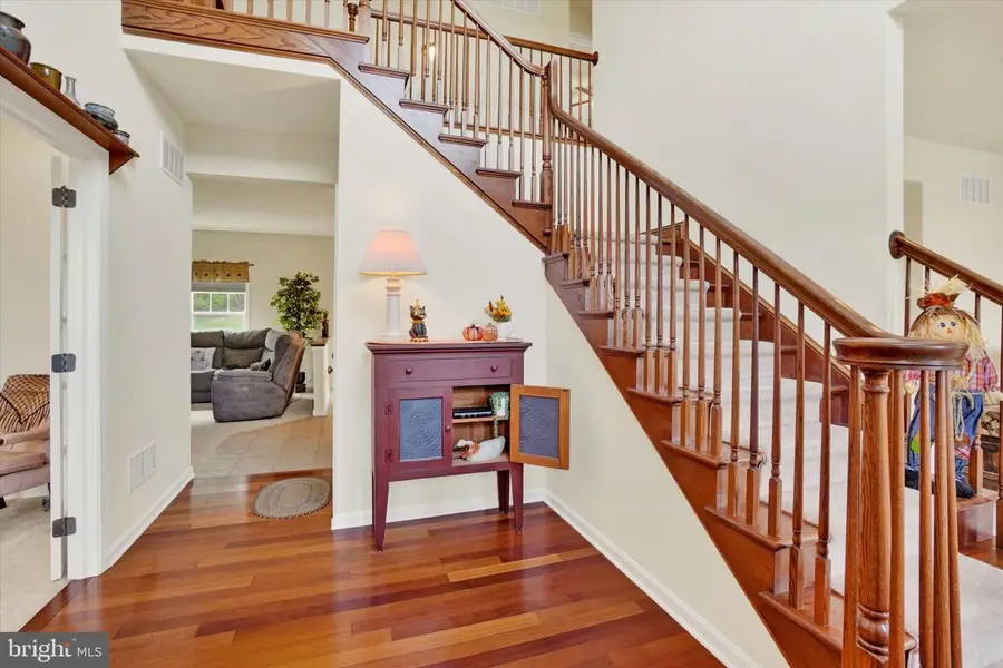 402 Lee Ct, York, PA 17406 - #3