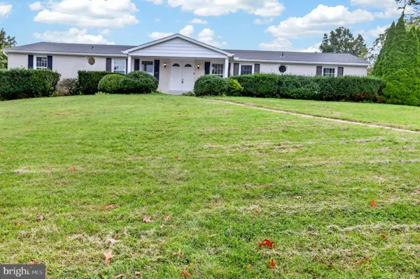 175-185 April Ln, DALLASTOWN, PA 17313