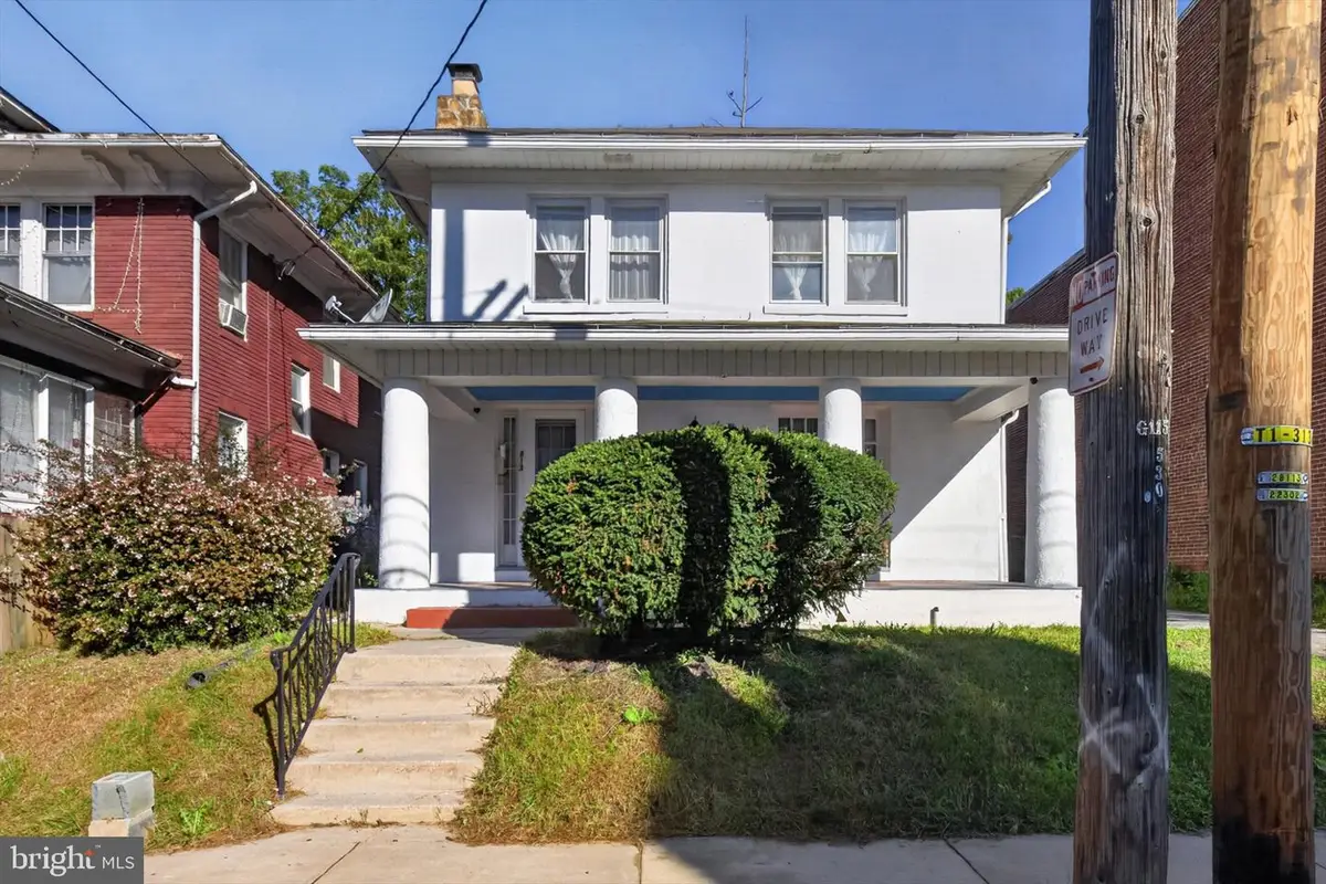 813 W King St, York, PA 17401 - #1