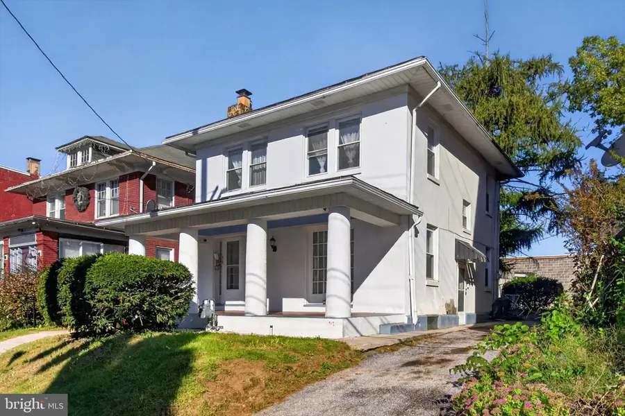 813 W King St, York, PA 17401 - #3