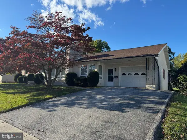 204 Charles Ave, HANOVER, PA 17331