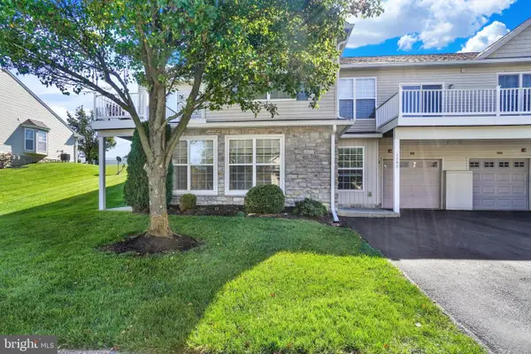 1202 Crestview Ln #1202, STEWARTSTOWN, PA 17363