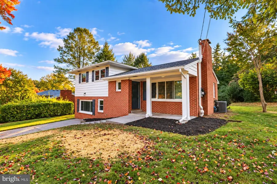 205 Ridgeview Rd, New Cumberland, PA 17070 - #3