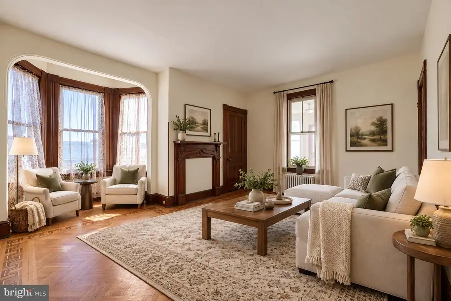 22 W Broadway, Red Lion, PA 17356 - #3