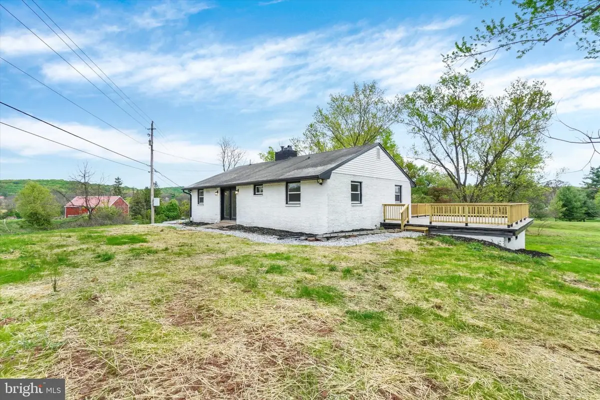 3190 Lewisberry Rd, York Haven, PA 17370 - #1