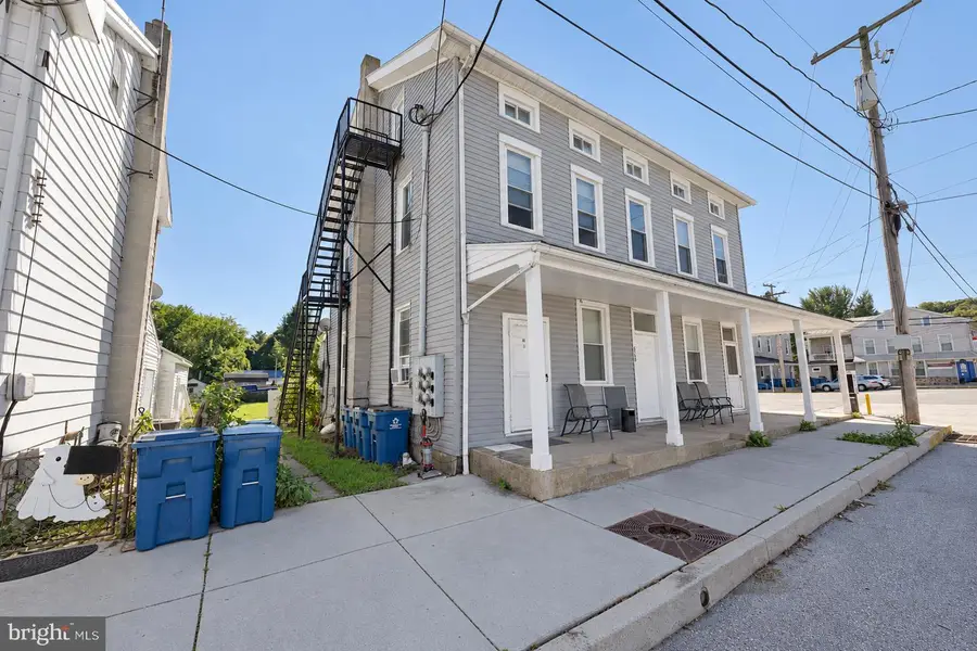 8 E Broadway St E, Etters, PA 17319 - #3