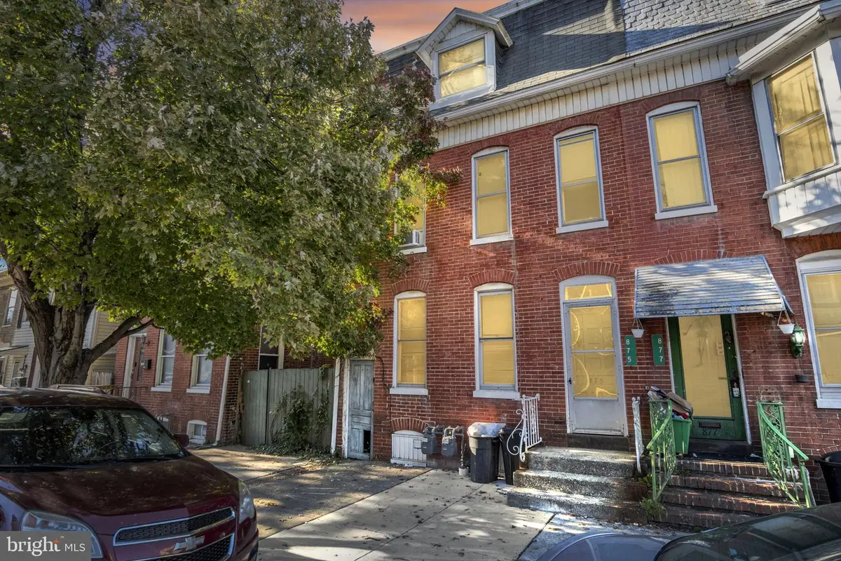 875 E Market St, York, PA 17403 - #1