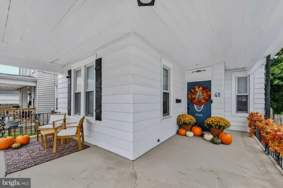 41 E Maple St, Dallastown, PA 17313 - #2