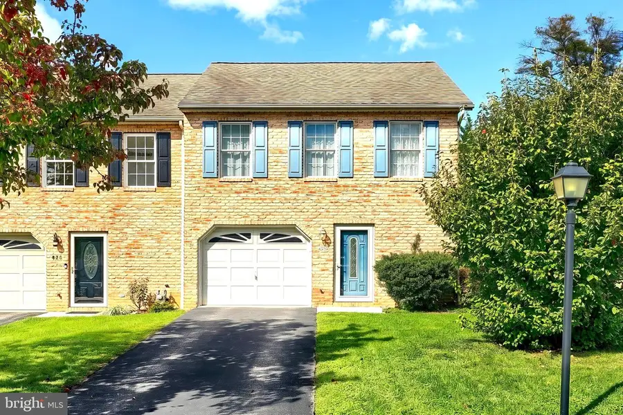 655 Hartman Ave, Hanover, PA 17331 - #2
