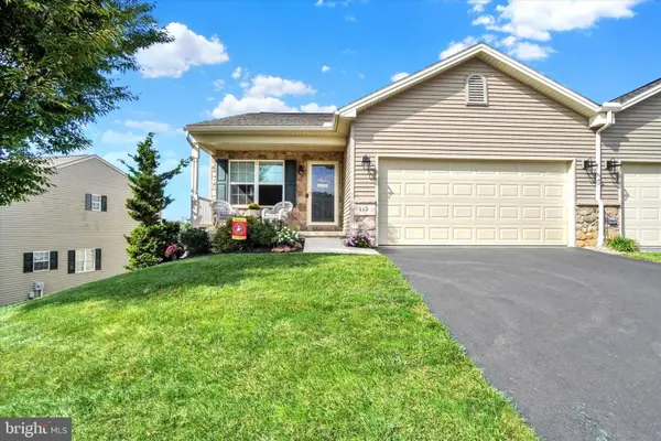 115 Shetland Dr #116, RED LION, PA 17356