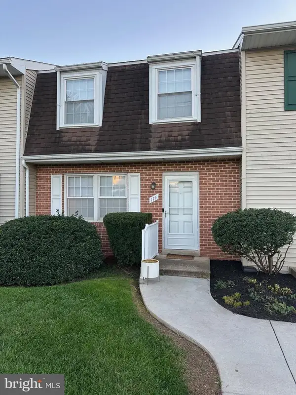 114 Dew Drop Ct #114, YORK, PA 17403