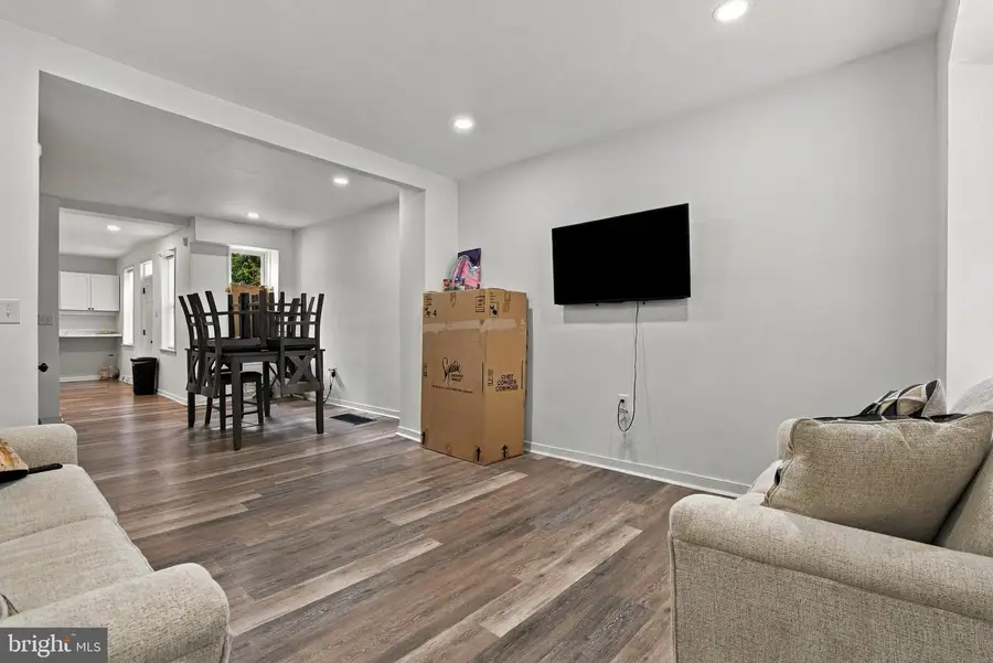 342 S Pershing Ave, York, PA 17401 - #3