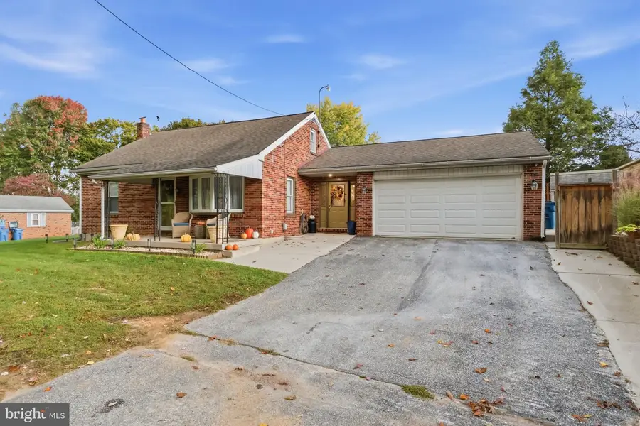 1031 Trinity Rd, York, PA 17408 - #3