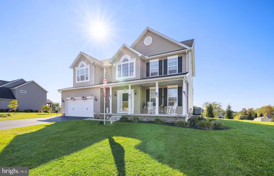 1105 Pearl Dr, Hanover, PA 17331 - #2
