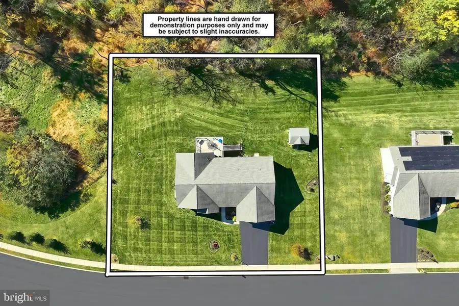 860 Ripple Dr, Hanover, PA 17331 - #3