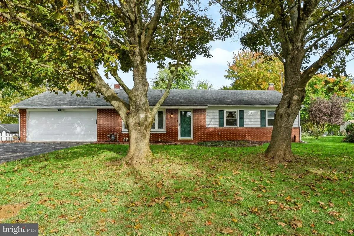 3 Virginia Ave, Shrewsbury, PA 17361 - #1