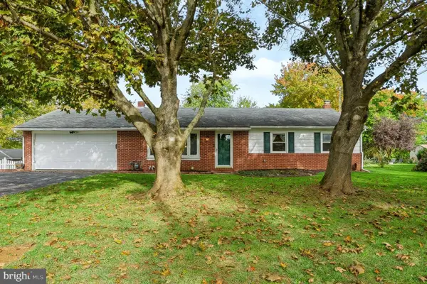 3 Virginia Ave, SHREWSBURY, PA 17361