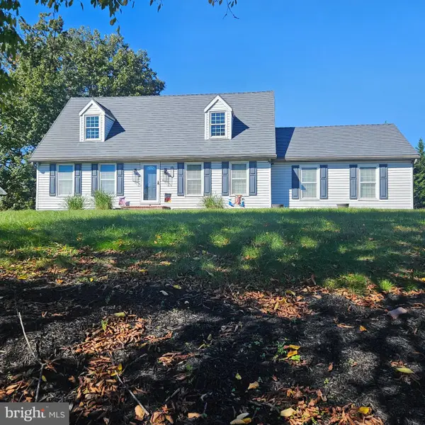 325 Hillcrest Dr, NEW CUMBERLAND, PA 17070