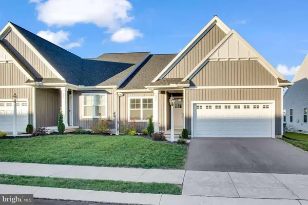 862 Shadowbrooke Dr, DOVER, PA 17315