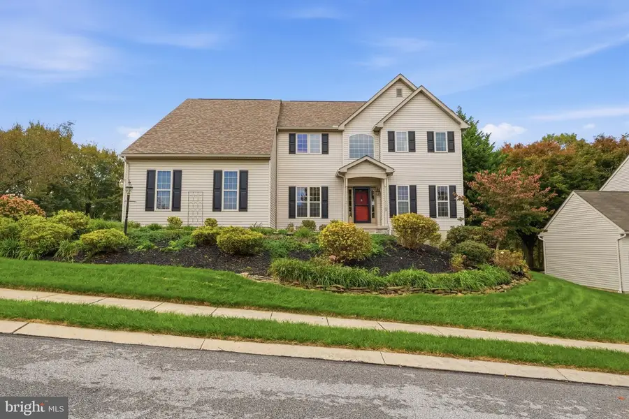 109 E Greenbriar Dr, York, PA 17407 - #2