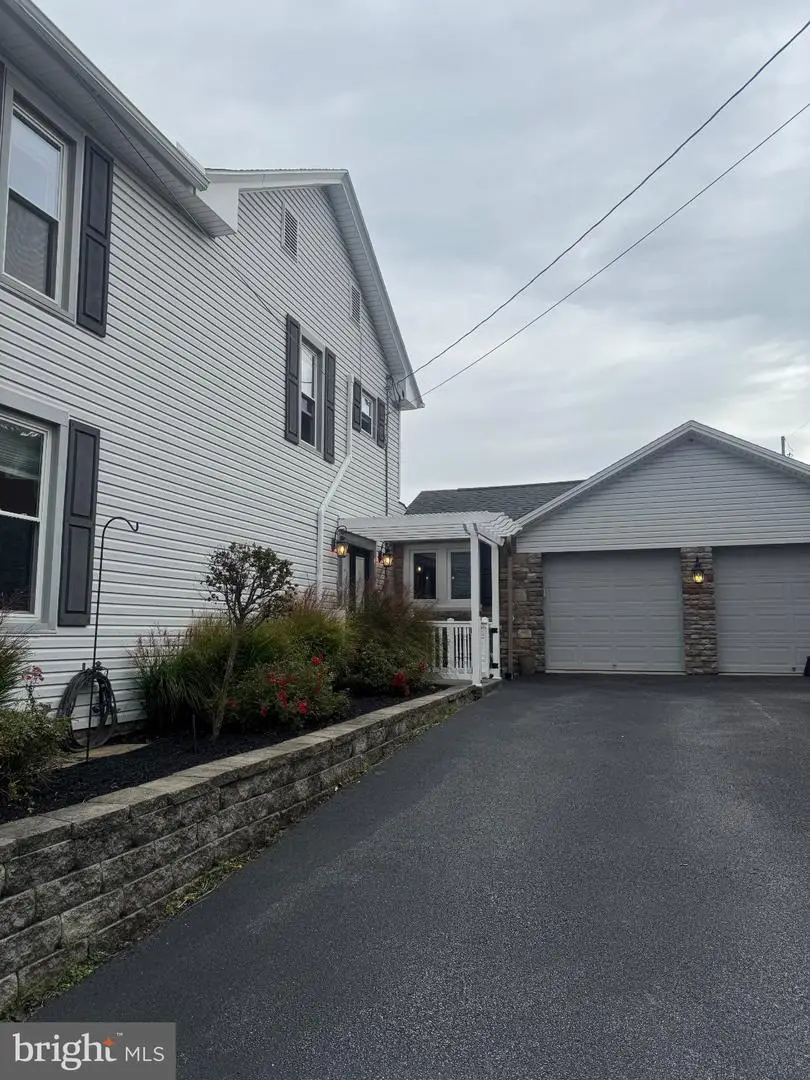 149 S 2nd St, Dillsburg, PA 17019 - #2