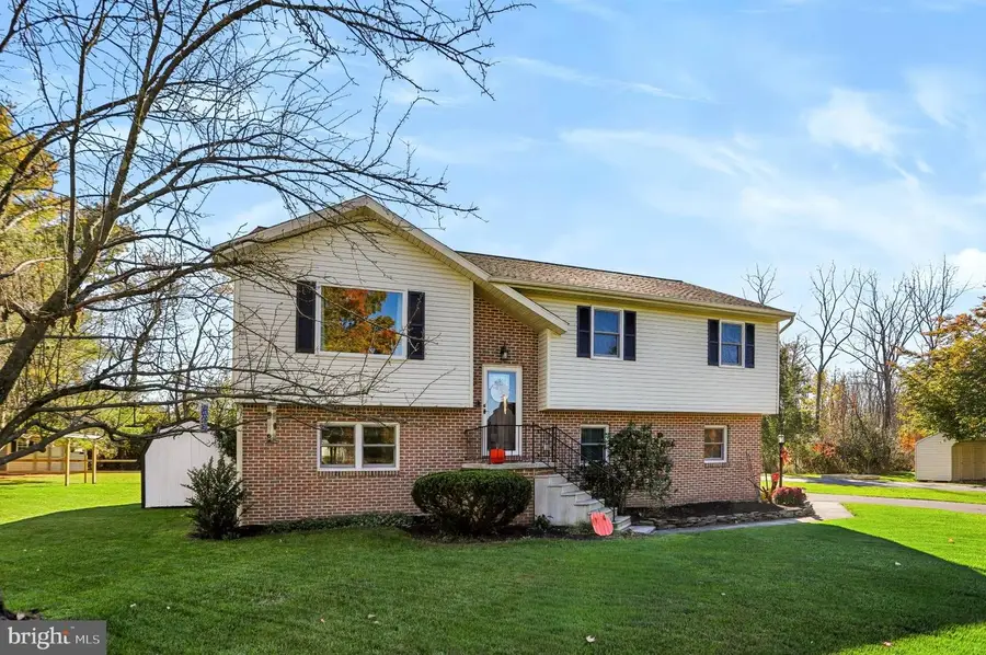 12 Wooded Run Dr, Dillsburg, PA 17019 - #2