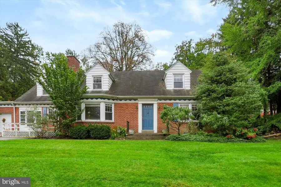 958 Country Club Rd, York, PA 17403 - #3