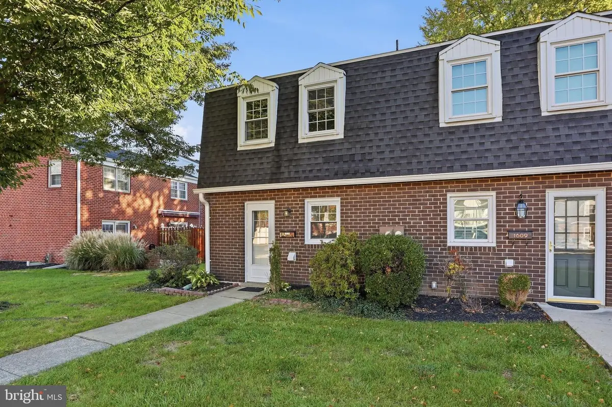 1611 Wogan Rd, York, PA 17404 - #1