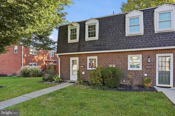 1611 Wogan Rd, YORK, PA 17404