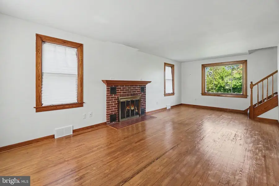 314 Mckinley Ave, Hanover, PA 17331 - #3