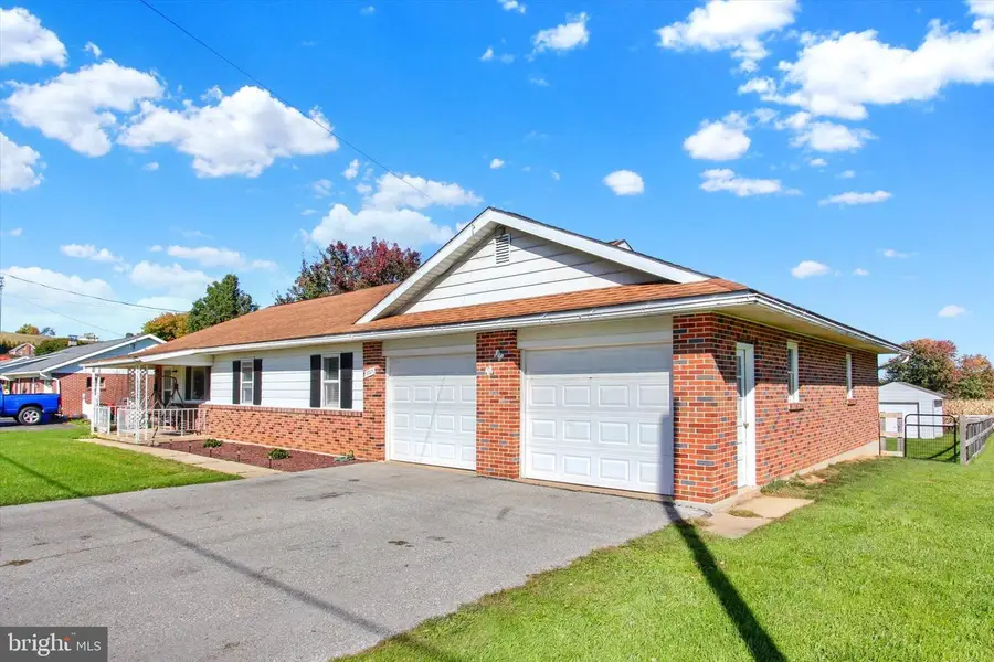 3705 Jefferson Rd, Glen Rock, PA 17327 - #3