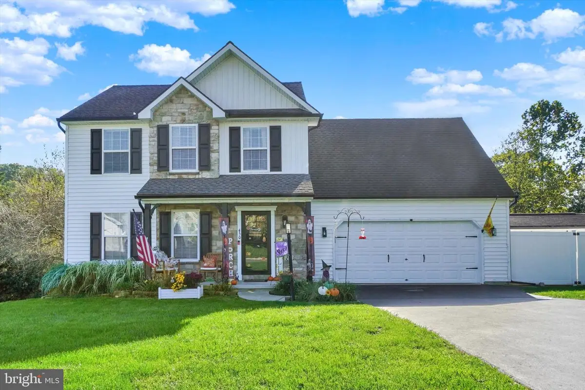 450 Abbey Dr, Mount Wolf, PA 17347 - #1