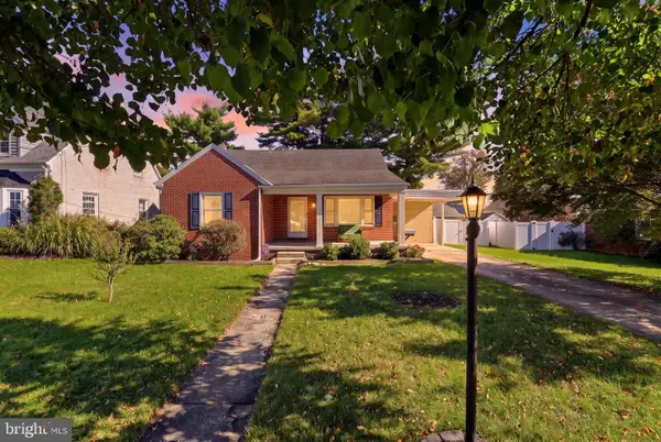 5 Lee St, HANOVER, PA 17331