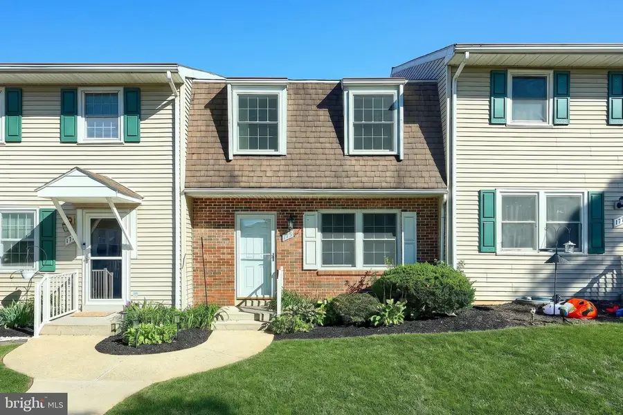 175 Fox Run Dr #175, York, PA 17403 - #3