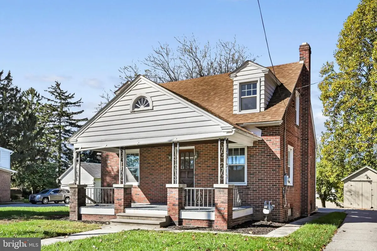 430 Hanover Rd, York, PA 17408 - #1
