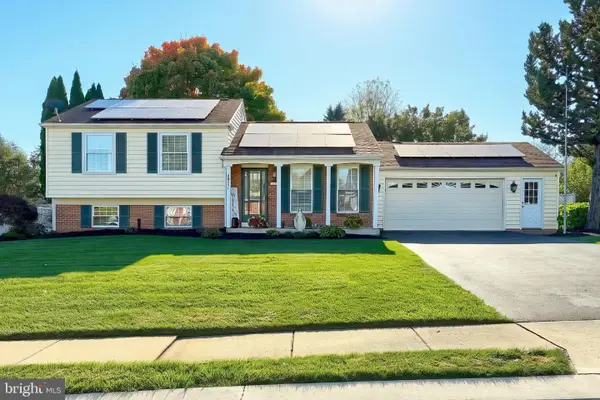 1617 Yorktowne Dr, YORK, PA 17408