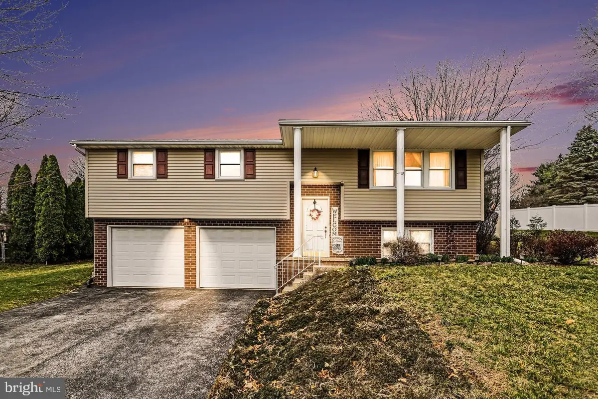 205 Teila Dr, Dallastown, PA 17313 - #1
