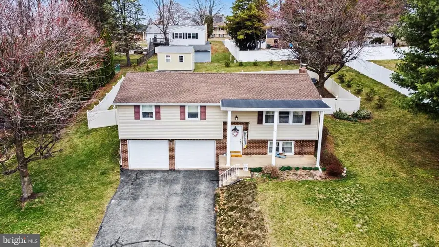 205 Teila Dr, Dallastown, PA 17313 - #3